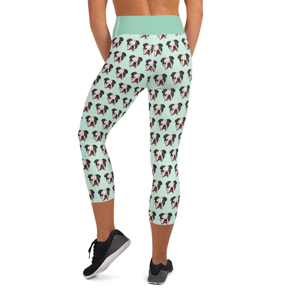 Derpy English Bulldog Yoga Capri Leggings | Black &amp; White Colored