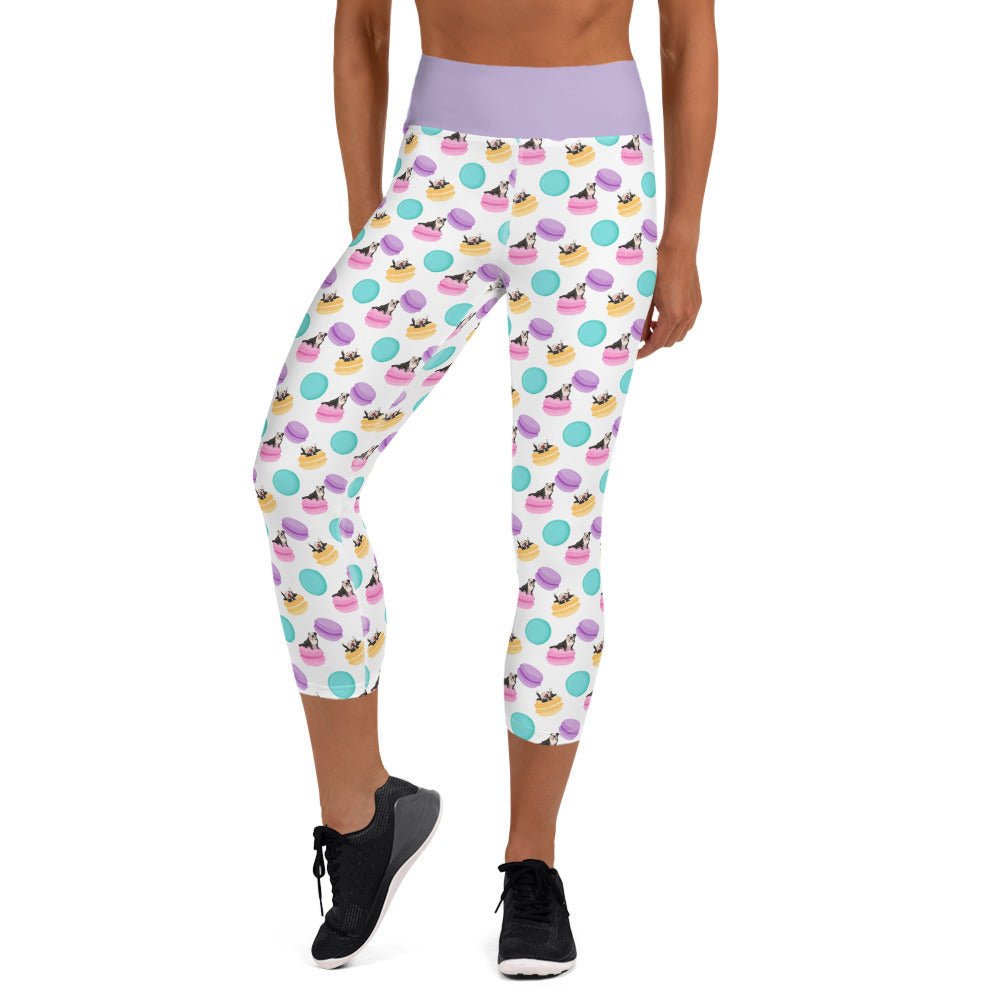 Macaroons &amp; Bullies Yoga Capri Leggings | Black &amp; White Colored